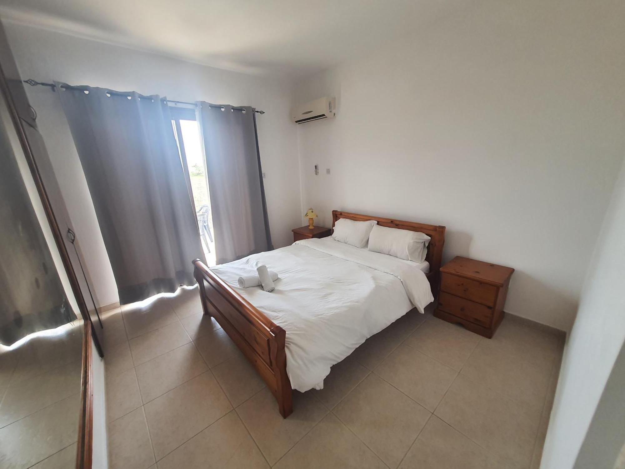 Nice Holiday Apartment Paphos Ngoại thất bức ảnh