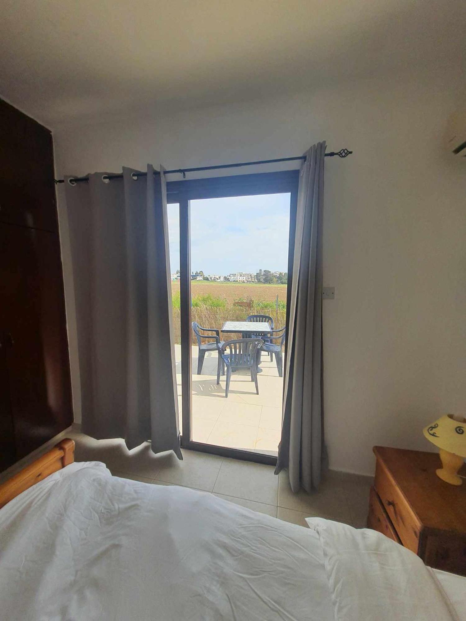 Nice Holiday Apartment Paphos Ngoại thất bức ảnh
